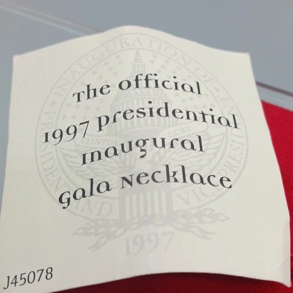 Kenneth Jay Lane KJL 1997 53rd Presidential Inaugural Gray Pearl Necklace - Picture 6 of 6